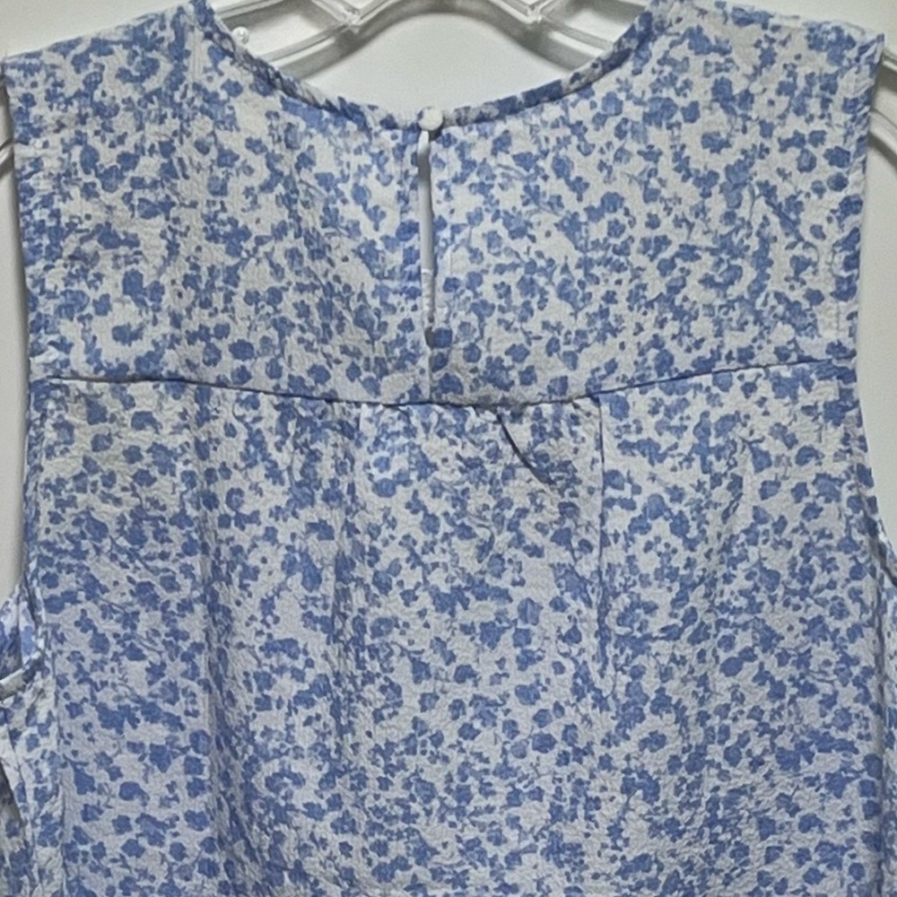 MINE Delicate cotton crocheted lace bib style sleeveless feminine preppy top - Picture 5 of 8